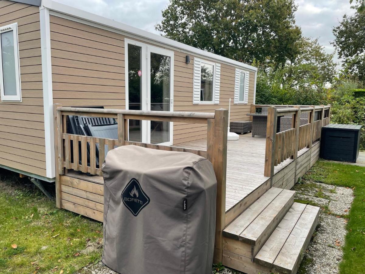 Renesse Chalet In Family Friendly Area Eksteriør bilde